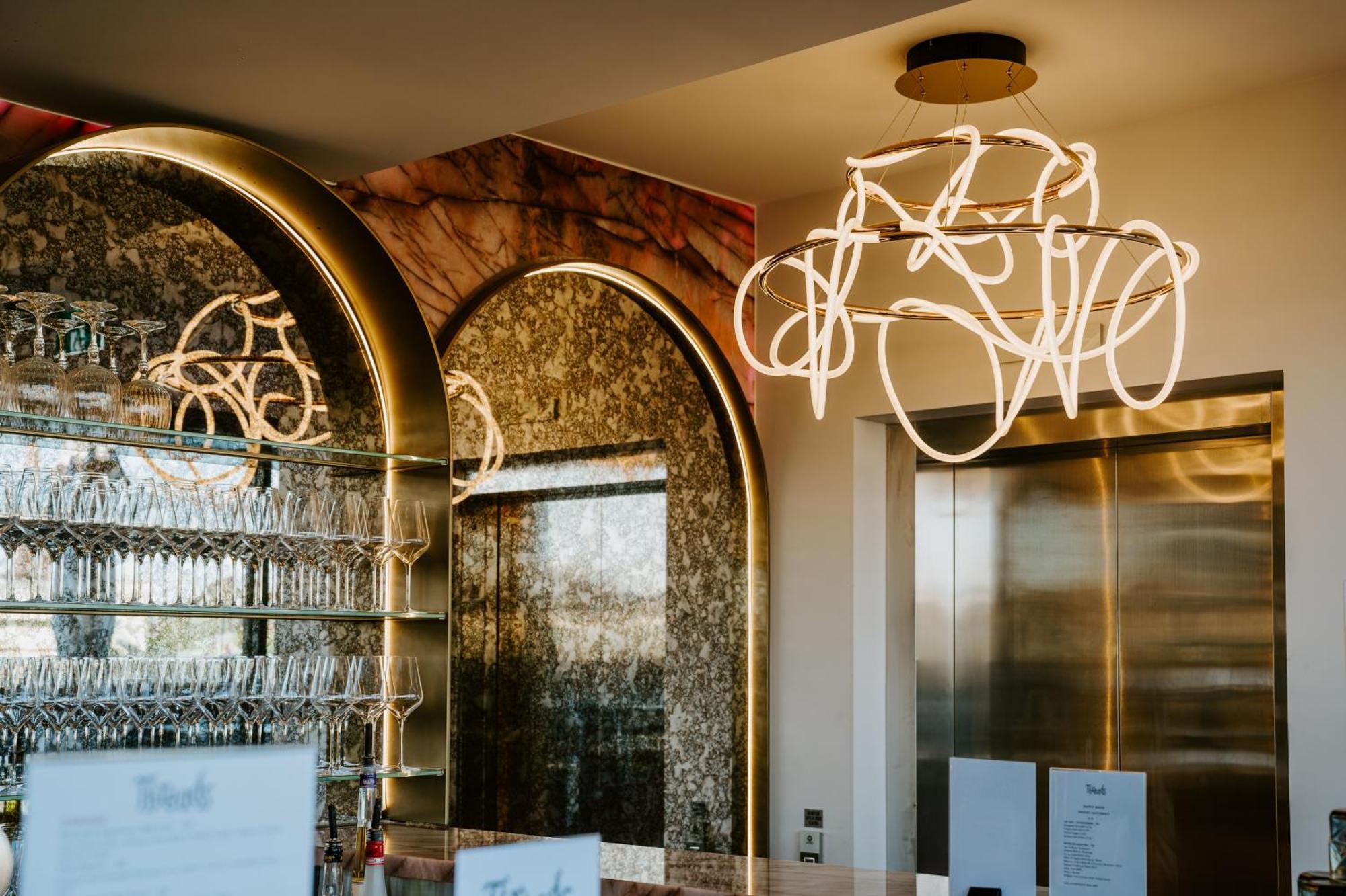 The Motley Hotel Richmond, Tapestry Collection By Hilton Melbourne Exterior photo