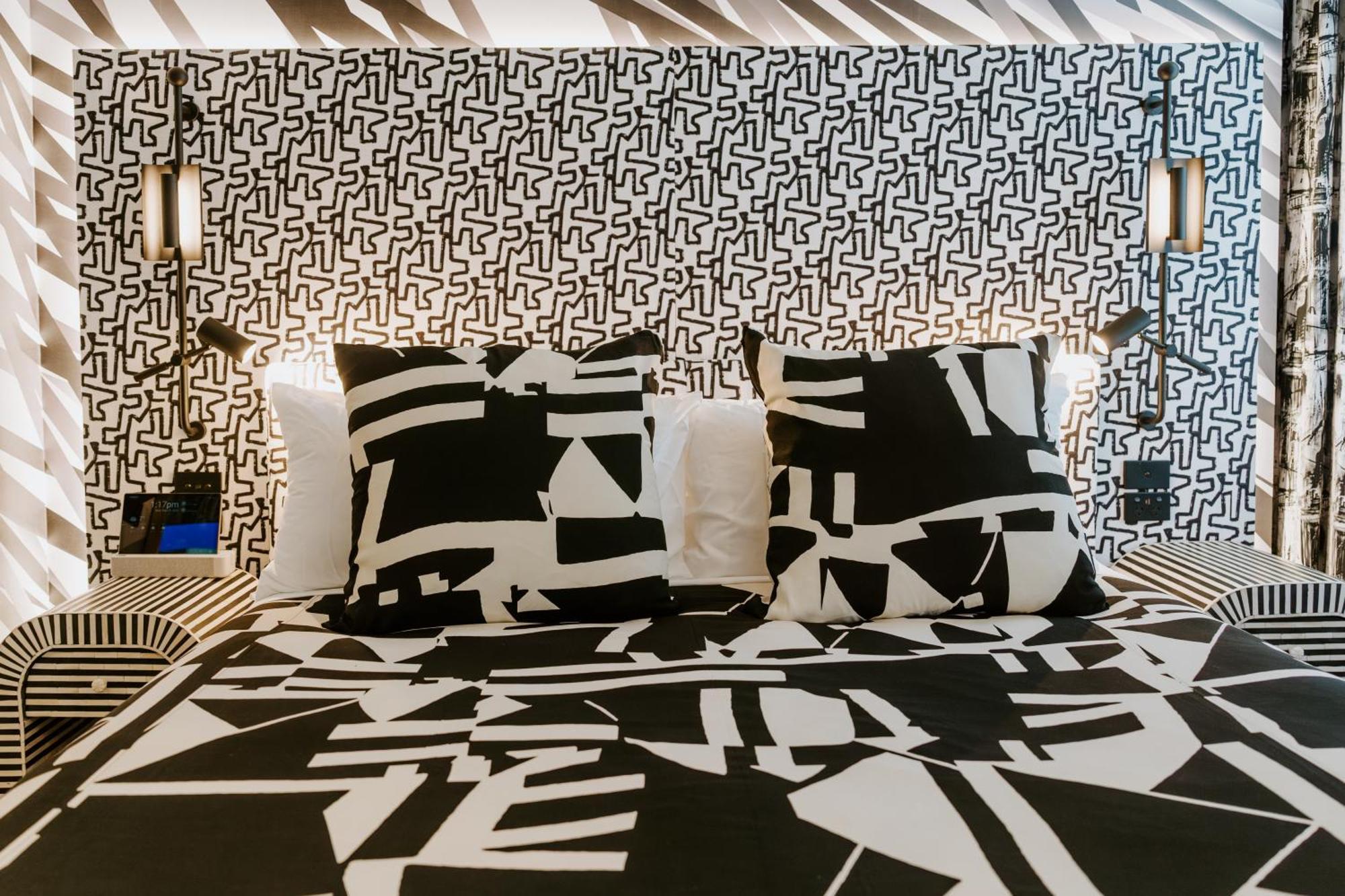 The Motley Hotel Richmond, Tapestry Collection By Hilton Melbourne Exterior photo