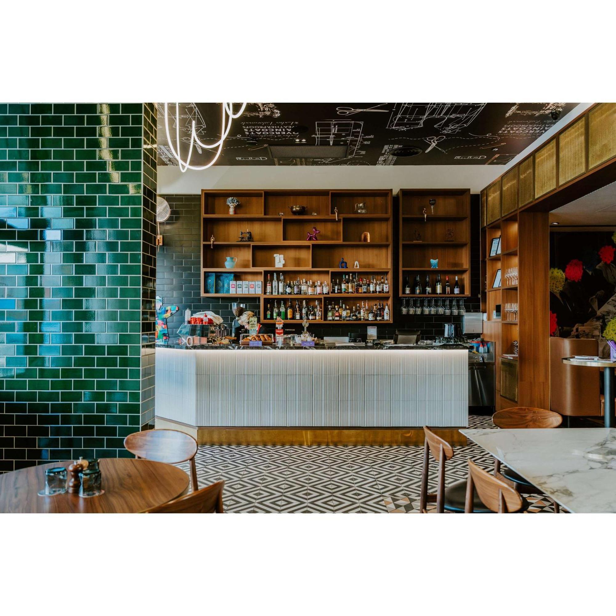 The Motley Hotel Richmond, Tapestry Collection By Hilton Melbourne Exterior photo